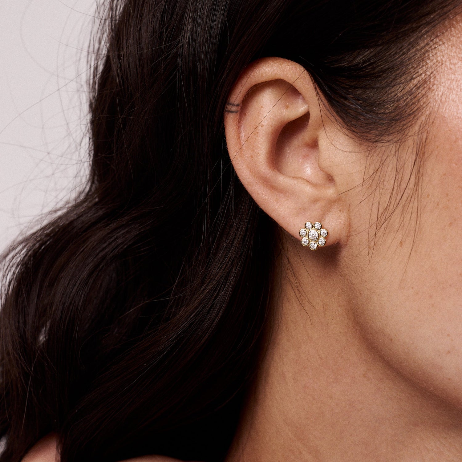 Daisy Studs