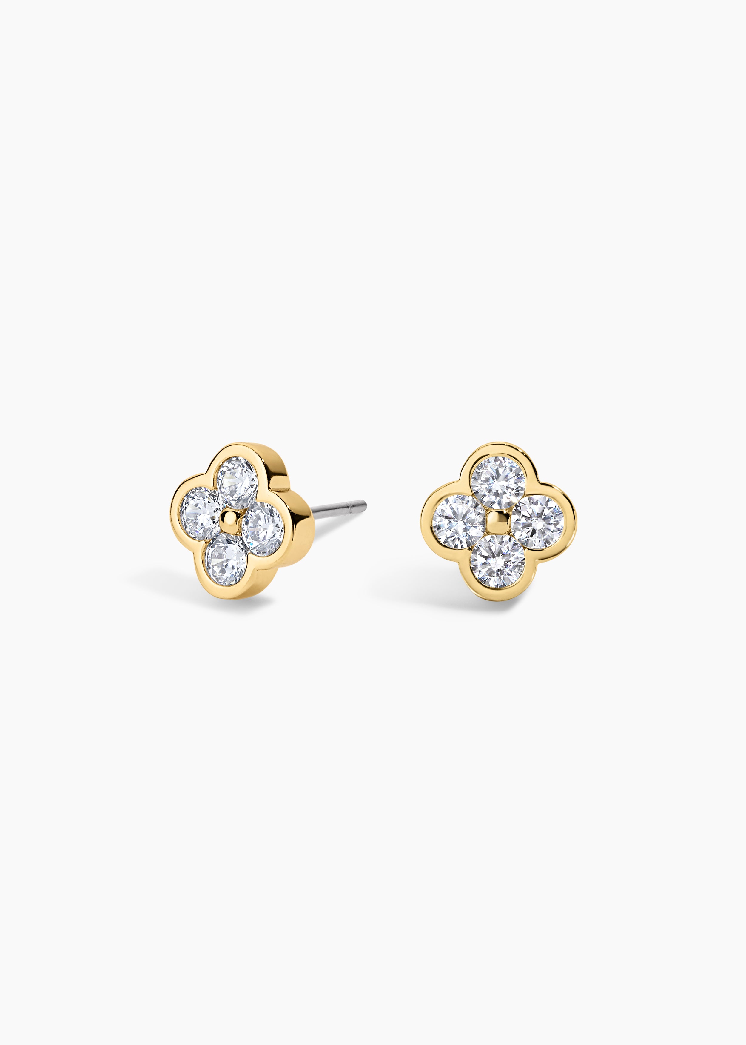 Camilla Studs