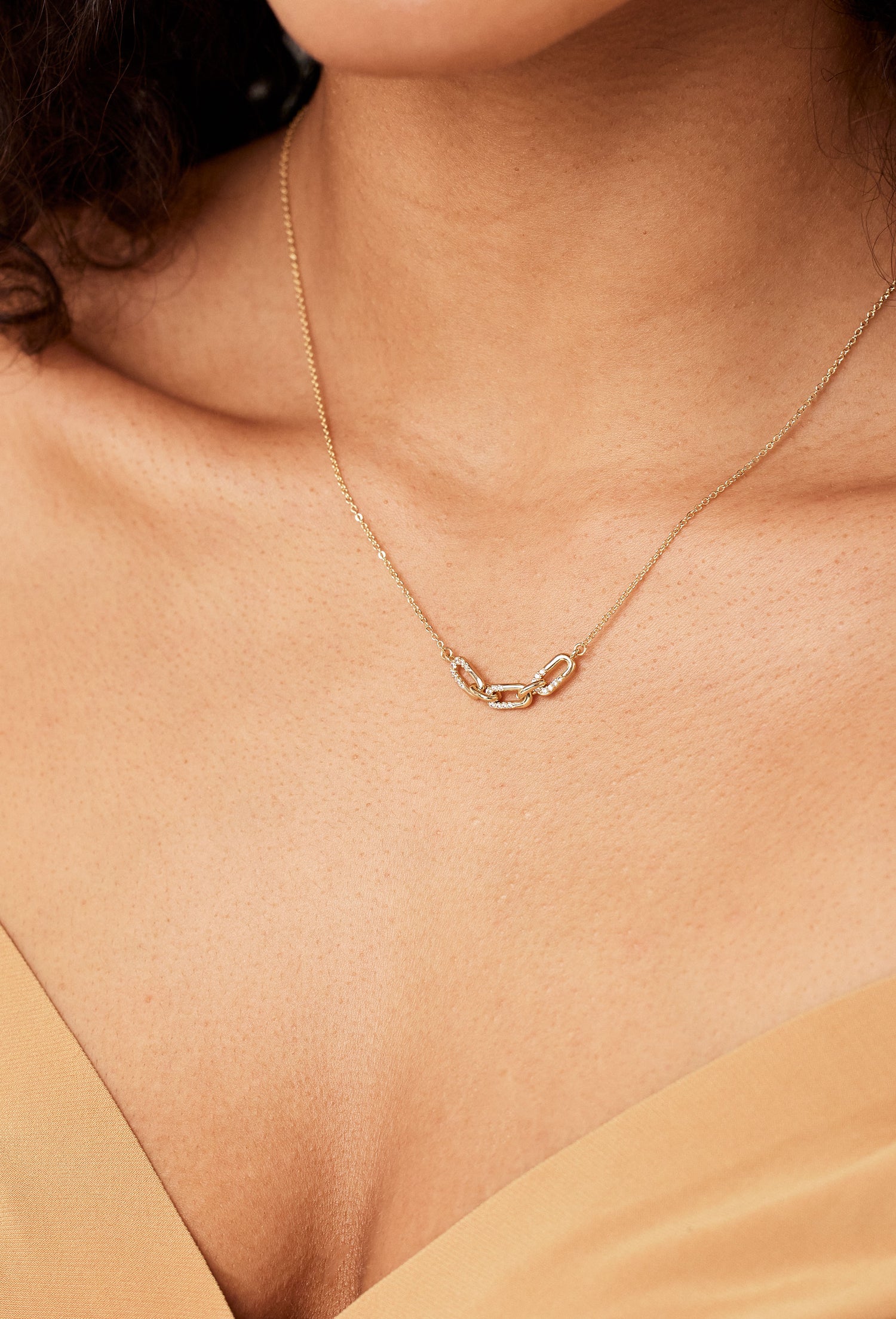 Roxy Necklace